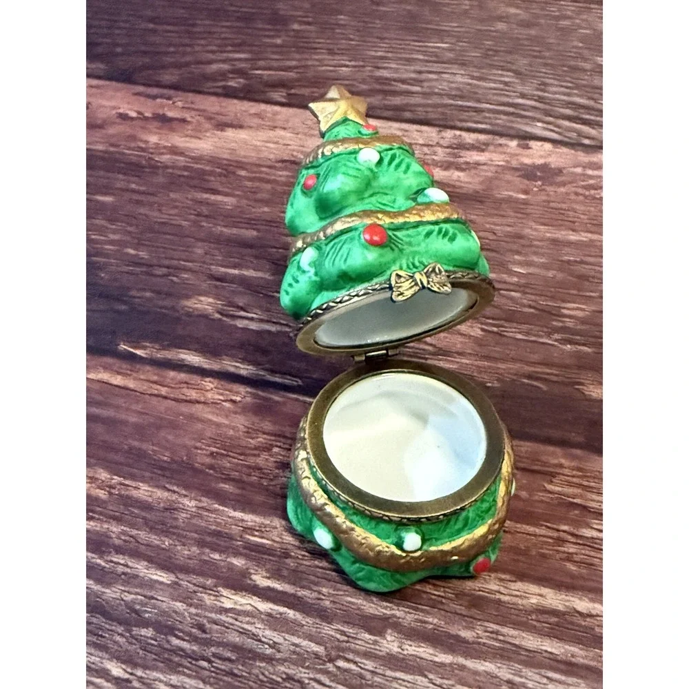 Vintage Hand Painted Ceramic Green Christmas Holiday Tree Gold Star Trinket Box